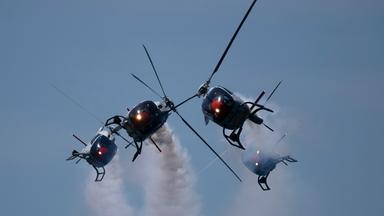 Helikopter-Ballett über Rio de Janeiro