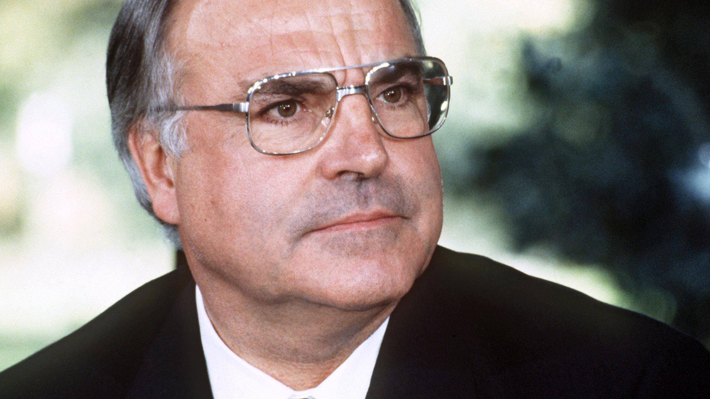 Archiv: Helmut Kohl  im Oktober 1982