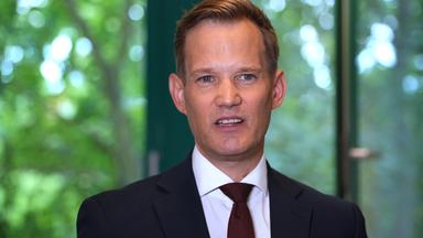 Berlin: Hendrik Streeck, Beauftragter der Bundesregierung für Sucht- und Drogenfragen, spricht vor Beginn einer Pressekonferenz zur Zahl der Drogentoten 2025.