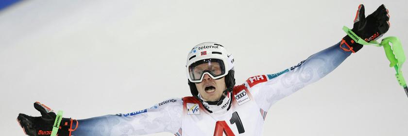 Henrik Kristoffersen reagiert nach seinem zweiten Lauf im Slalom-Wettbewerb der Herren in Schladming, Österreich, am 28. Januar 2026.