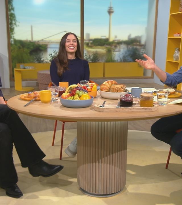 Henrike Hahn und Aylin Ravanyar zu Gast bei Carsten Rüger bei "Volle Kanne"