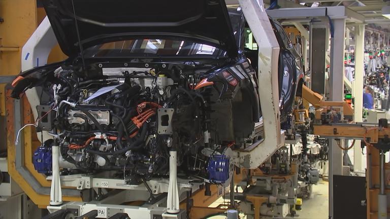 Produktionshalle Automobilindustrie