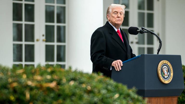 Donald Trump vorm Weißen Haus