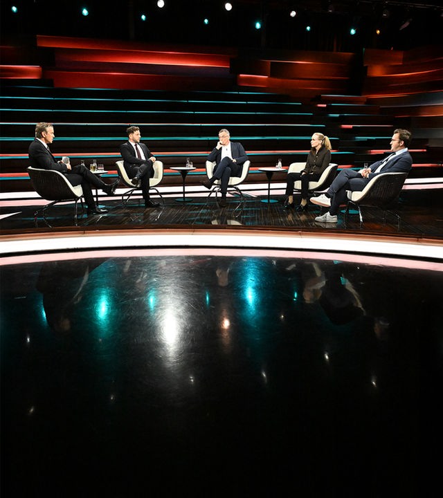 Markus Lanz diskutiert mit seinen Gästen heute (von links nach rechts): Felix Banaszak, Andreas Rödder, Frauke Brosius-Gersdorf, Martin Machowecz, 