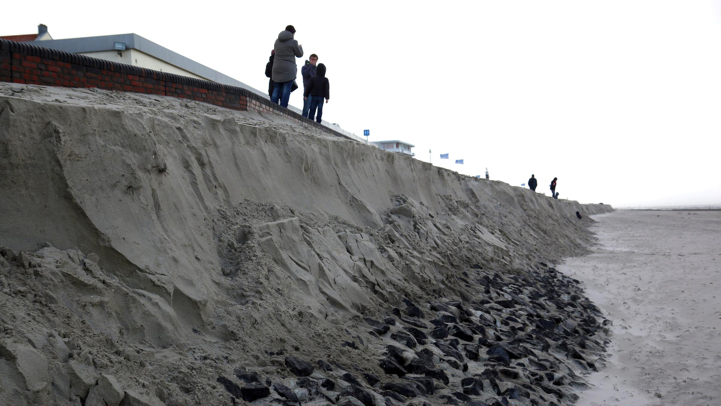 Abbruchkante an Strand auf Wangerooge