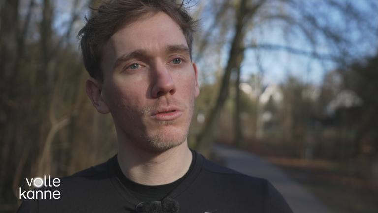 Ein betroffener junger Mann, der eine Herzmuskelentzündung hatte.