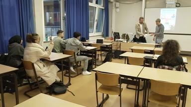 Überforderte Schulen: Warum Lehrkräfte nicht mehr reichen