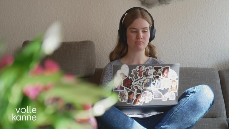 Hochfunktionaler Autismus: Lale wurde mit 14 Jahren diagnostiziert