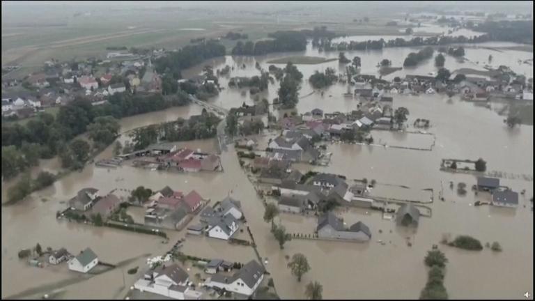 Weiter angespannte Hochwasserlage