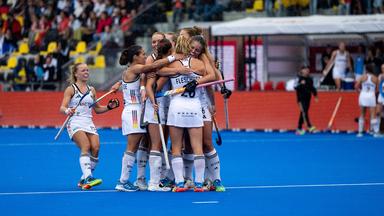 Jubelnde deutsche Hockey-Frauen