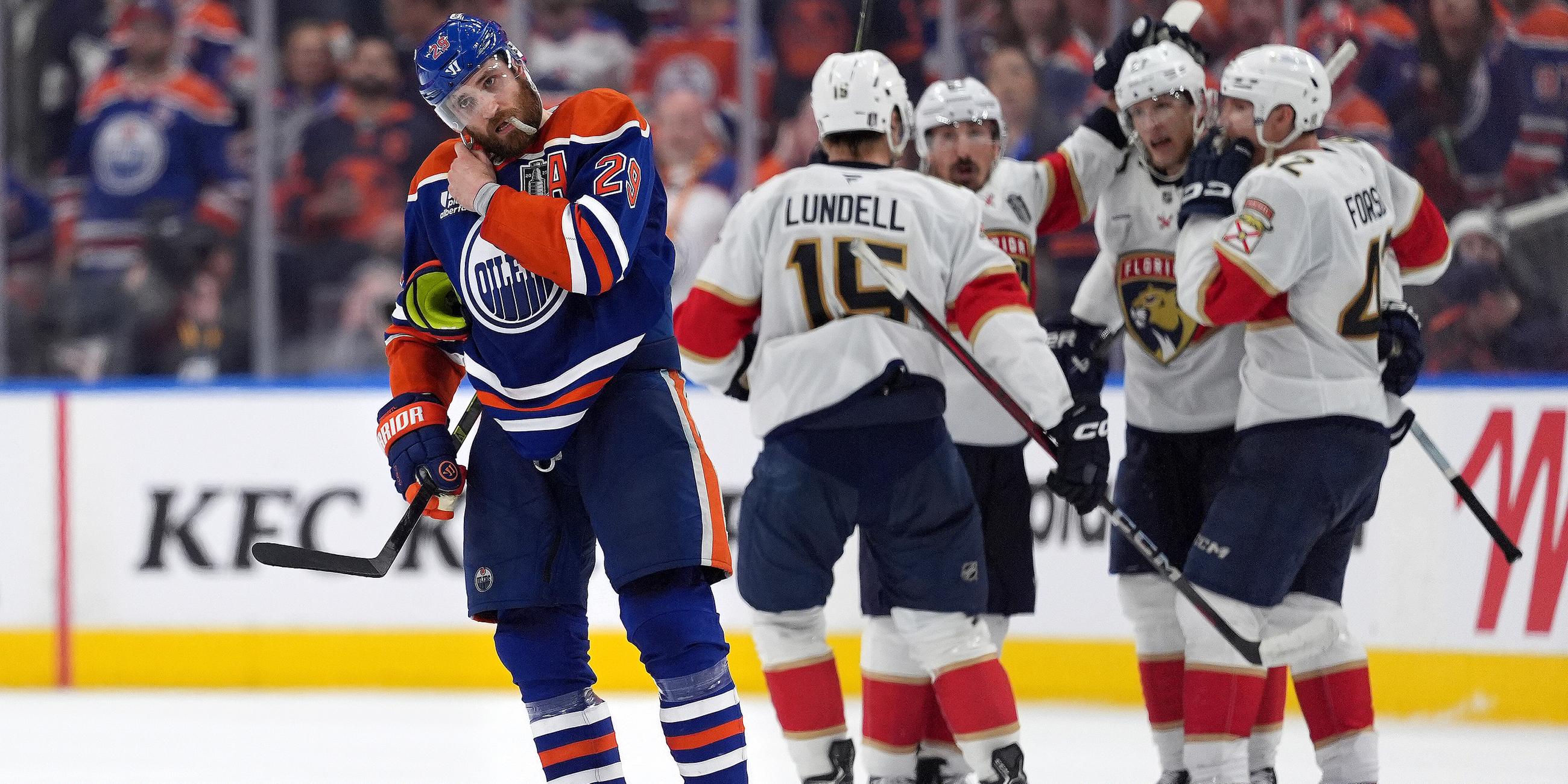  Hockey - Panthers Oilers