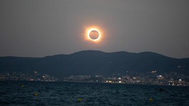 Sonnenfinsternis über Mallorca im Zeitraffer