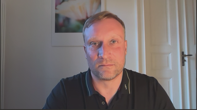 Politikwissenschafter Benjamin Höhne ordnet ein. 