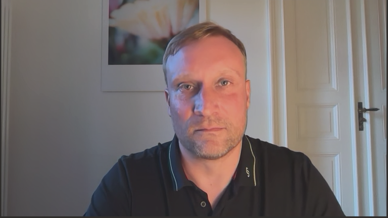 Politikwissenschafter Benjamin Höhne ordnet ein. 