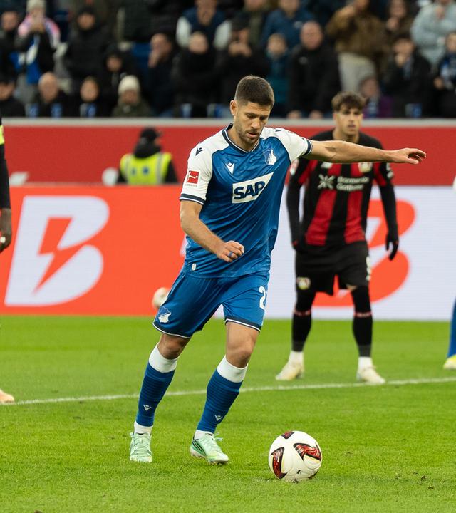 Andrej Kramaric (TSG Hoffenheim) trifft zum 1-0 nach Elfmeter. 