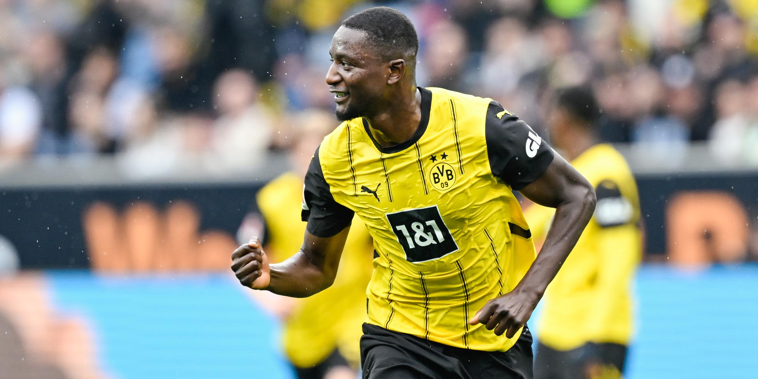Dortmunds Torschütze Serhou Guirassy jubelt über das Tor zum 0:1 gegen Hoffenheim am 26.04.2025.