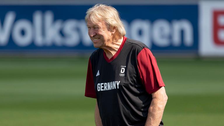 Horst Hrubesch, Trainer der DFB-Frauen-Nationalmannschaft