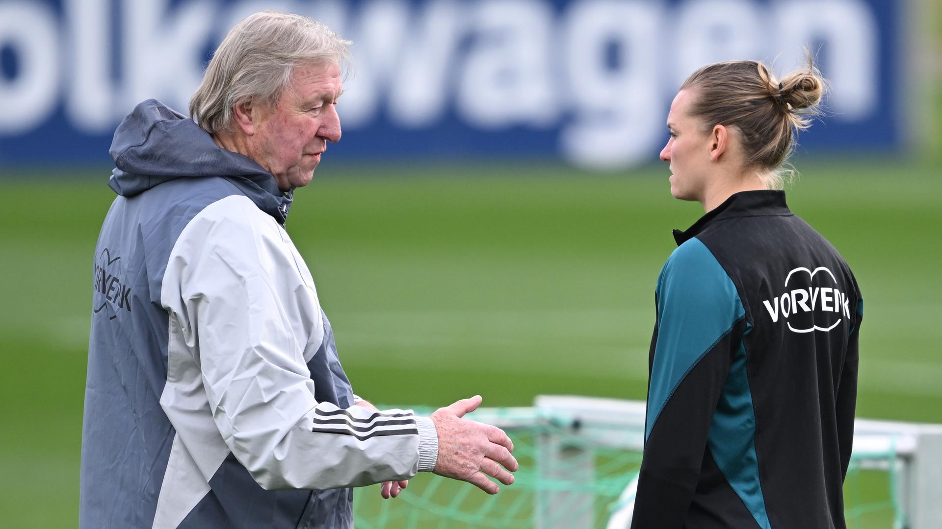 Horst Hrubesch und Alexandra Popp