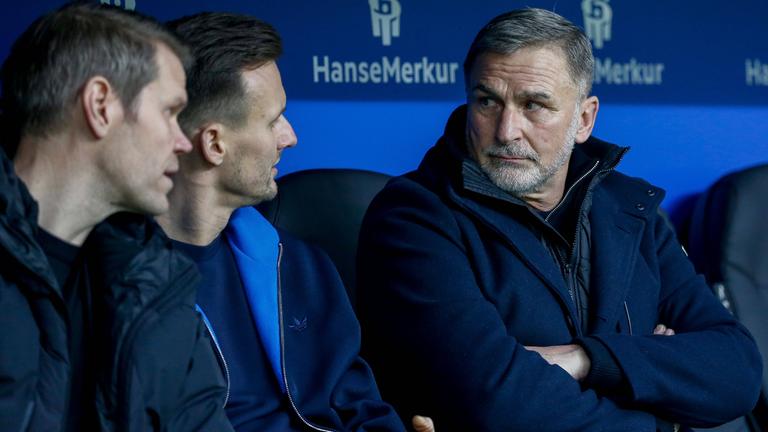 Eric Huwer Vorstand Finanzen Claus Costa Direktor Profifußball Sportchef Stefan Kuntz ( HSV ) Deutschland