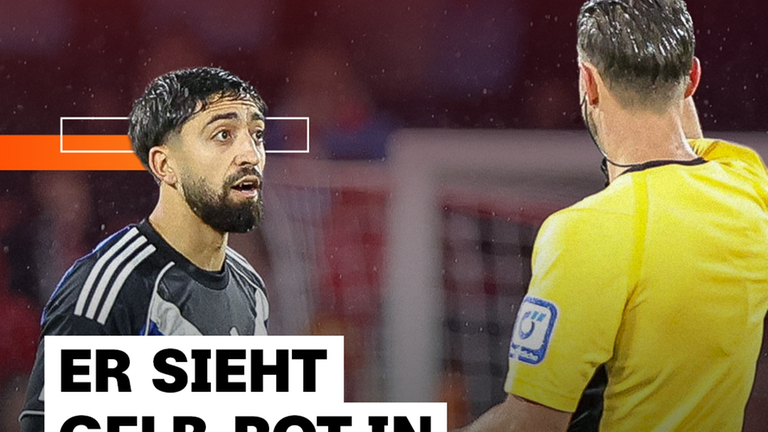 Immanuel Pherai vom Hamburger SV sieht die Gelb-Rote Karte