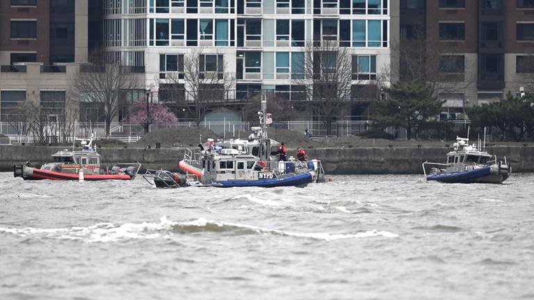 Ein Helikopter ist in New York abgestürzt