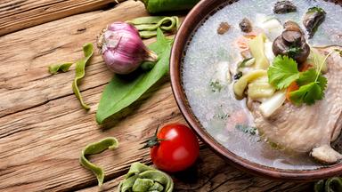 Hühnersuppe