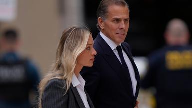 Hunter Biden kommt mit seiner Frau Melissa Cohen Biden am Dienstag, 11.06.2024, in Wilmington, zum Bundesgericht.