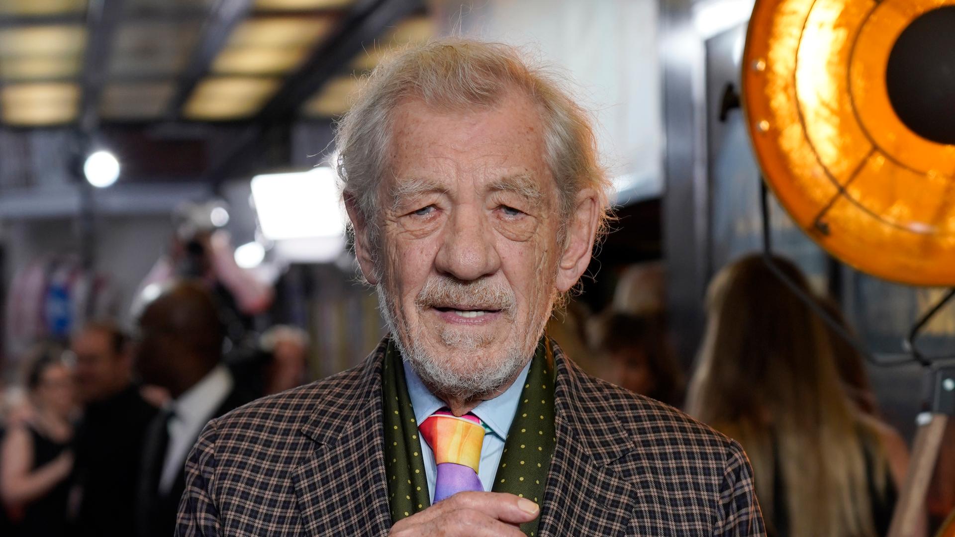 Gandalf - Darsteller Ian McKellen bei "The Critic" - Premiere in London