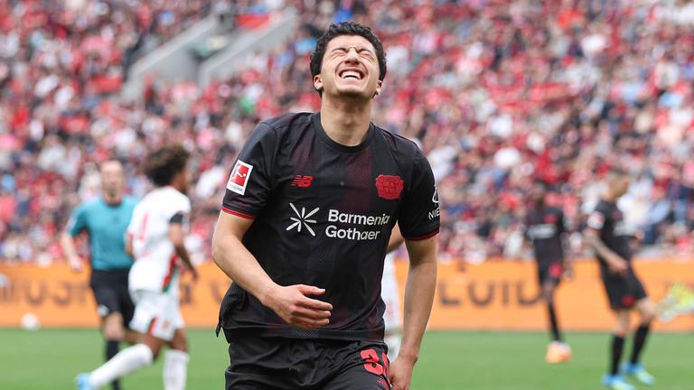 Ibrahim Maza (Bayer 04 Leverkusen) reagiert ist enttäuscht im Spiel gegen den FC Augsburg