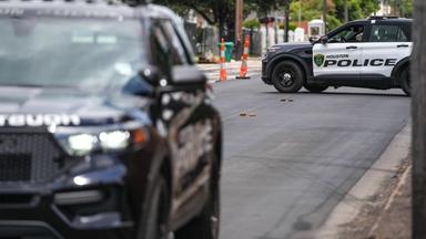 Polizeieinsatz auf der Canal Street in Houston, nachdem Schüsse gefallen waren.