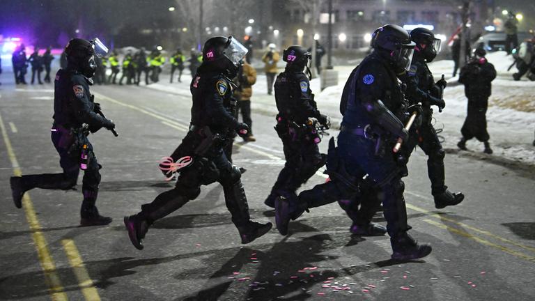 "ICE"-Beamte in Minneapolis