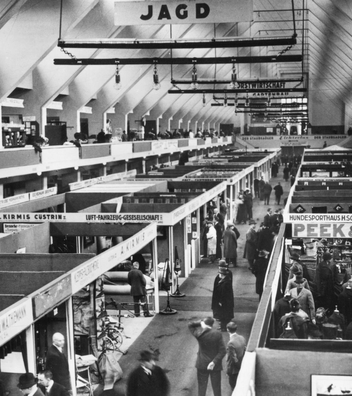 Jagd in der 1925 fertiggestellten Funkhalle