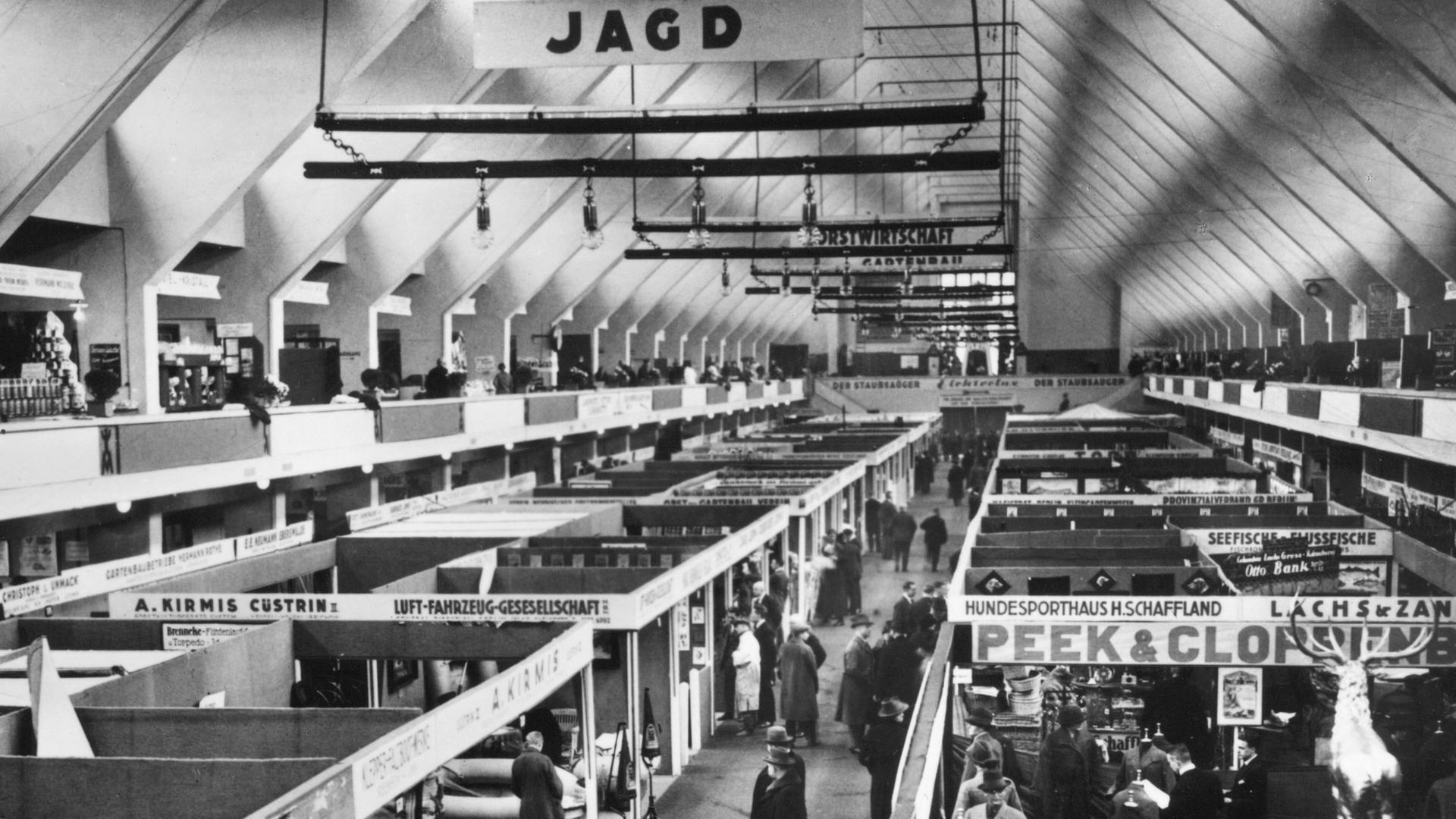 Jagd in der 1925 fertiggestellten Funkhalle