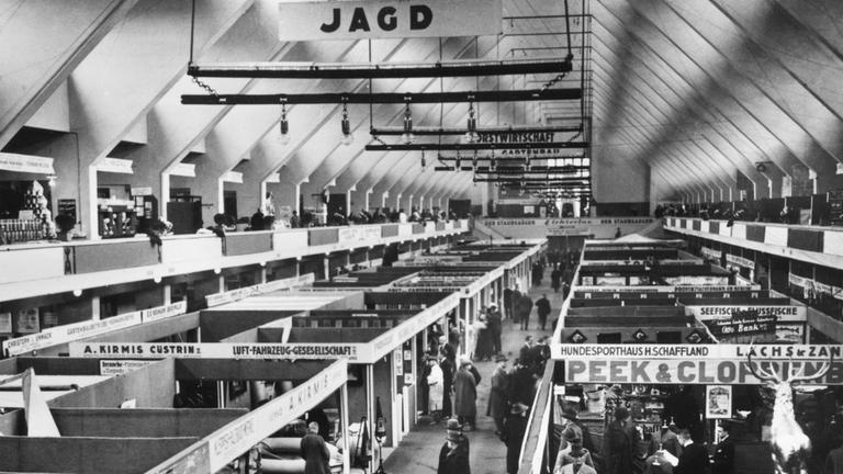 Jagd in der 1925 fertiggestellten Funkhalle