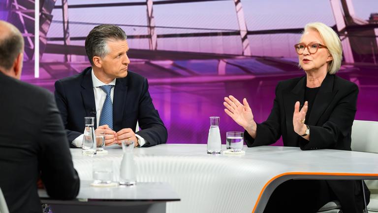 von links.: Robin Alexander, Thorsten Frei, Monika Schnitzer