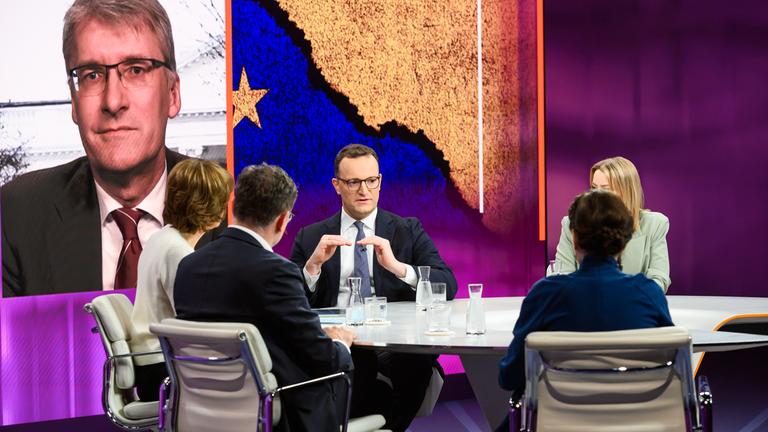 von links.: Marina Weisband, Wolfgang Schmidt, Maybrit Illner, Jens Spahn, Sarah PagungSchalte: Elmar Theveßen