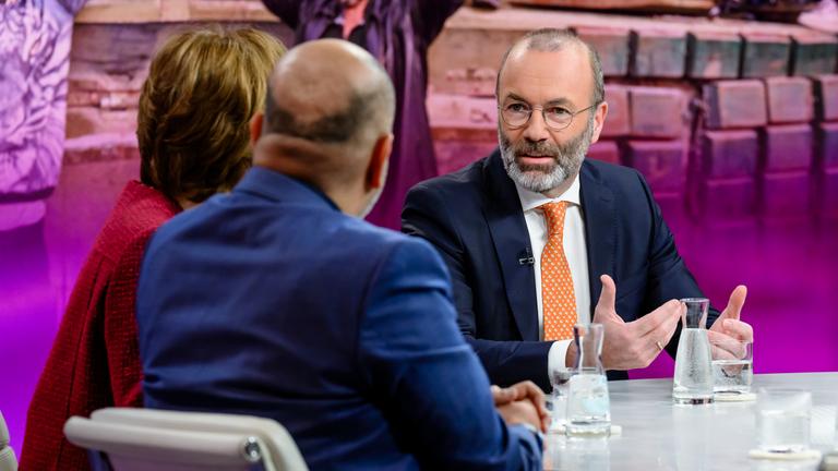 Manfred Weber zu Gast bei "maybrit illner".