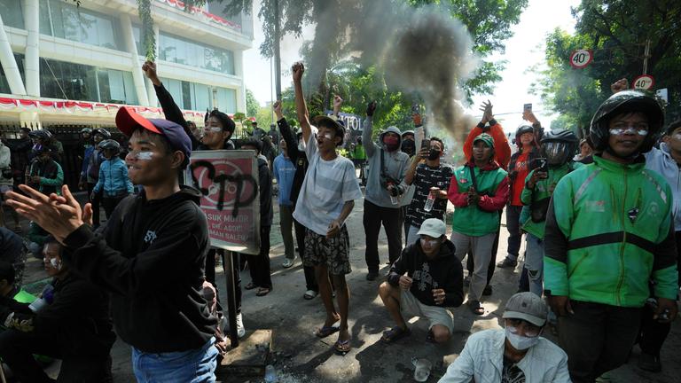 Massenproteste in Indonesien