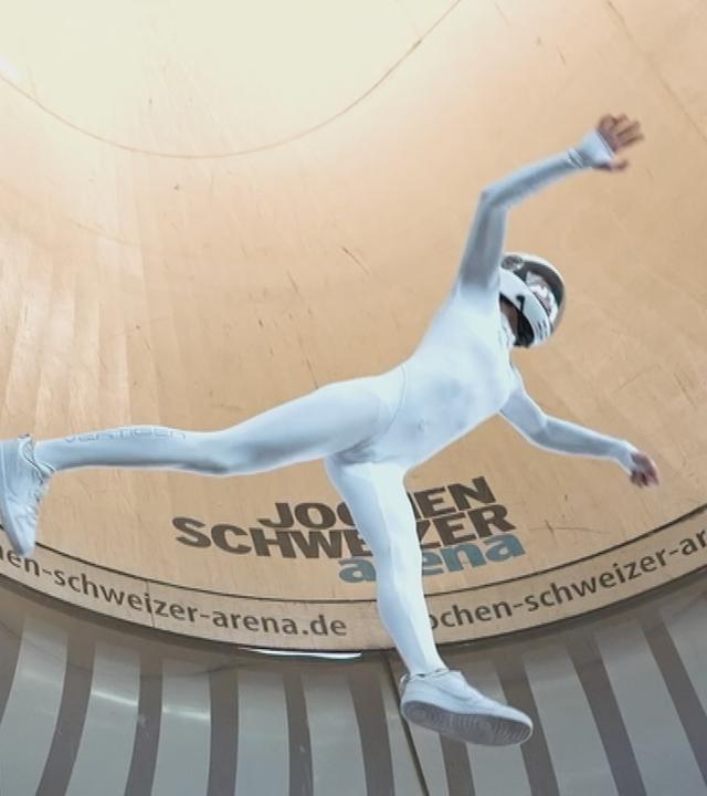 Indoor-Skydiverin Jule Schweizer