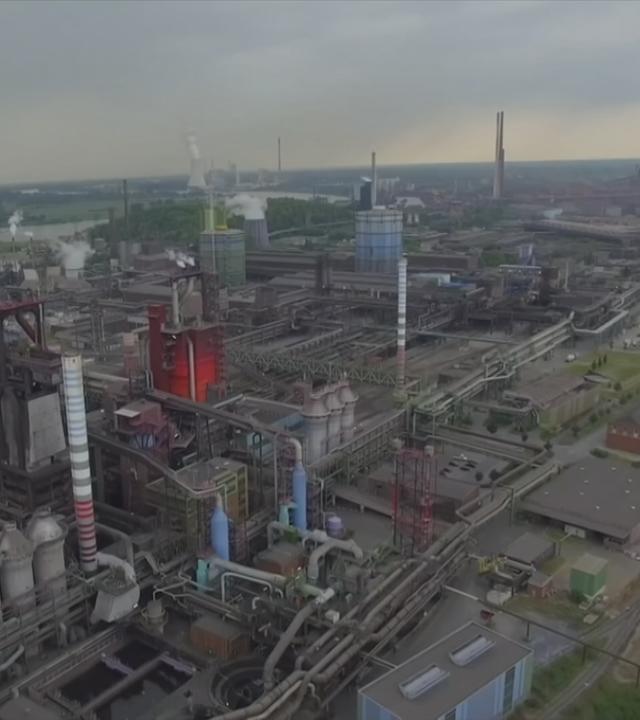 Auf dem Bild ist ein Industriepark zu sehen.
