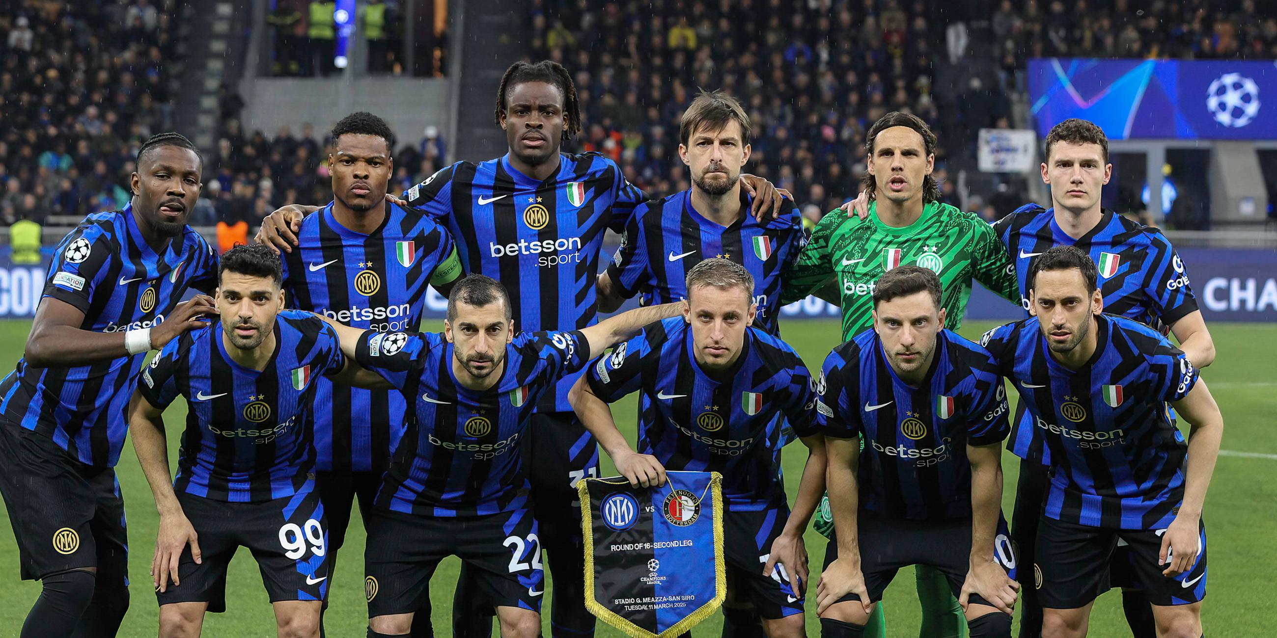 Mannschaftsfoto und Spielpräsentation von Inter Mailand während des Fußballspiels FC Inter gegen Feyenoord
