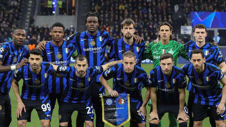 Mannschaftsfoto und Spielpräsentation von Inter Mailand während des Fußballspiels FC Inter gegen Feyenoord