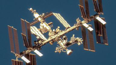 Ein Satellitenbild zeigt einen Überblick über die Internationale Raumstation mit dem Boeing Starliner-Raumschiff, 07.06.2024.