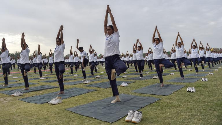 Internationaler Tag des Yoga in Indien.