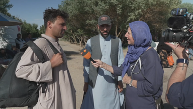 Flüchtling Ahmad Shah im Interview mit Katrin Eigendorf.