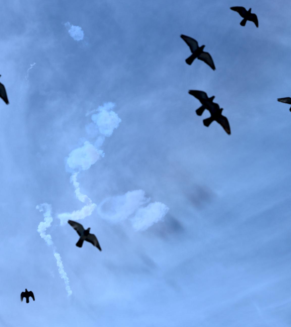 Rauch von abgefangenen Raketen über Doha, Katar, 5. März 2026