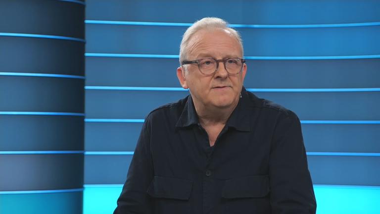 Frank Bethmann aus dem ZDF-Finanzteam im Live-Studio.