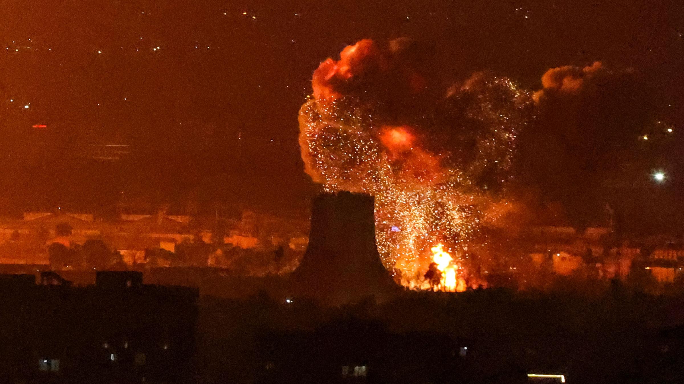 Am 7. März 2026 ereignete sich in der Nähe des Azadi-Turms nahe des internationalen Flughafens Mehrabad in Teheran eine Explosion.