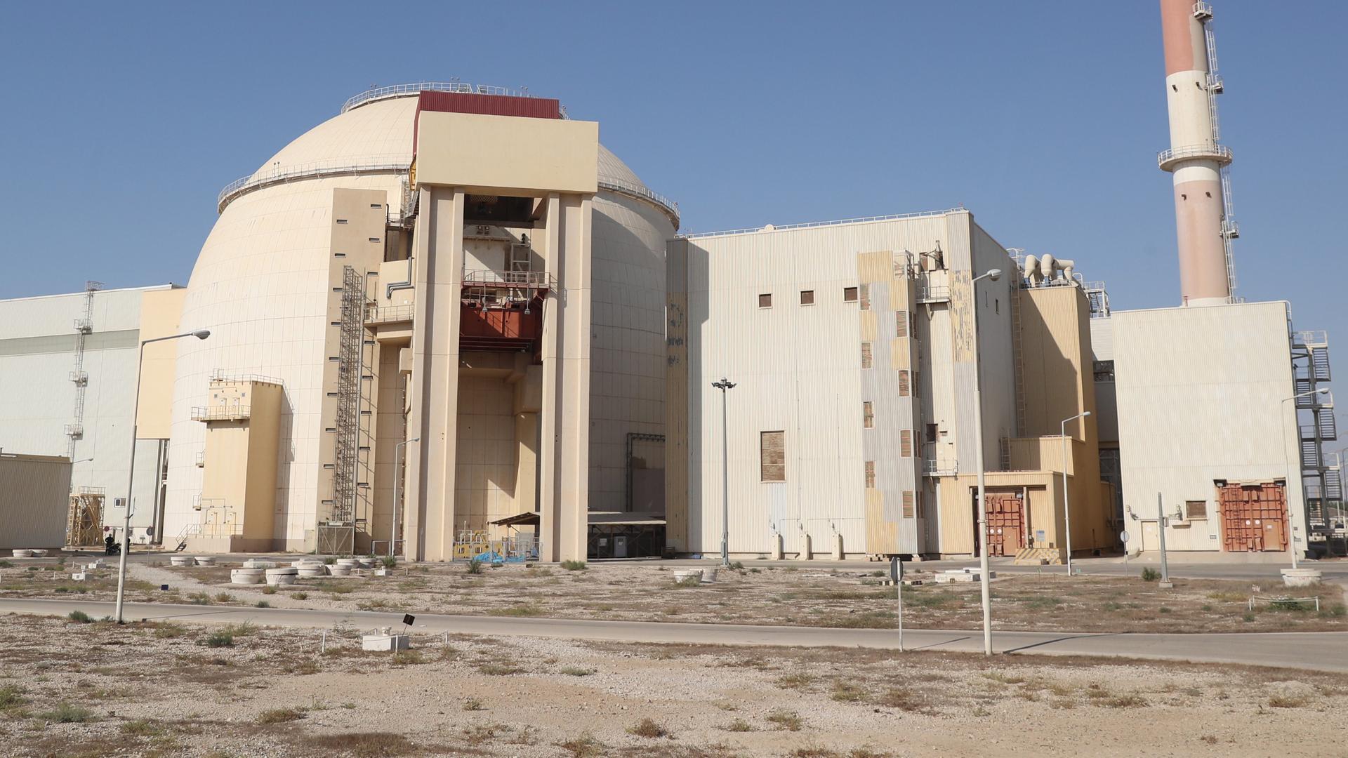 Ein vom Büro des iranischen Präsidentenam 8. Oktober 2021 veröffentlichtes Foto zeigt das Kernkraftwerk Buschehr im Süden des Irans.