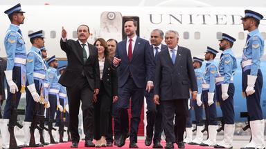 Gespräche mit Iran: US-Vize Vance in Pakistan gelandet